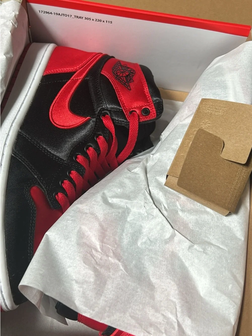 Nike Air Jordan 1 Retro High OG “Satin Bred” – Women’s Shoes Sneakers